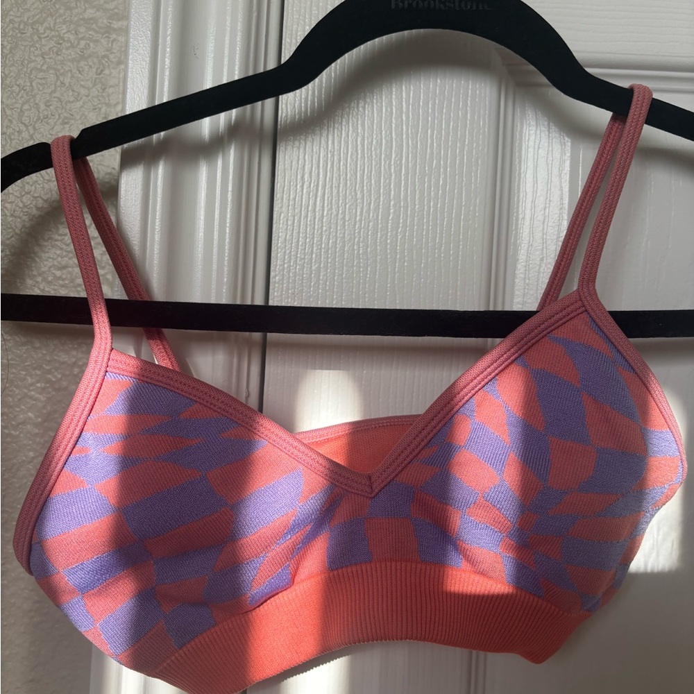 Sports bra